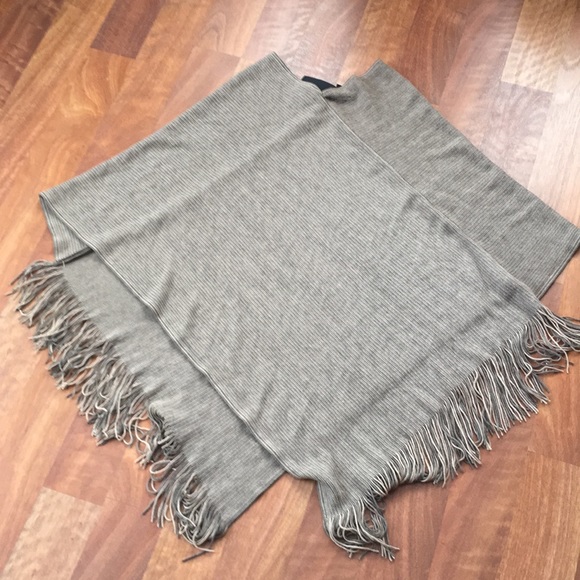 NWT Steve madden poncho - Picture 8 of 8
